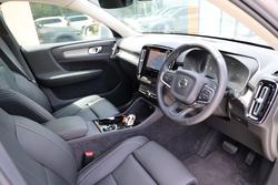 2025 Volvo XC40 Ultra B4 Bright