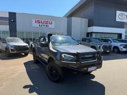 2024 Isuzu D-MAX Granite Grey Mica