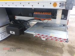 2008 Peki 24 Pallet Refrigerated Pantech with Tailgate Loader