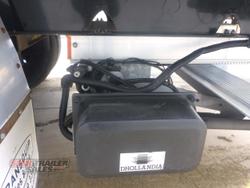 2008 Peki 24 Pallet Refrigerated Pantech with Tailgate Loader