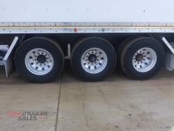 2008 Peki 24 Pallet Refrigerated Pantech with Tailgate Loader