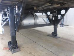 2008 Peki 24 Pallet Refrigerated Pantech with Tailgate Loader