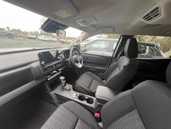 2025 MITSUBISHI Triton GLX-R