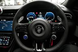 2026 Maserati Grecale TROFEO 530HP 4WD Bianco Banchisa-240