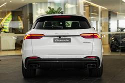 2026 Maserati Grecale TROFEO 530HP 4WD Bianco Banchisa-240