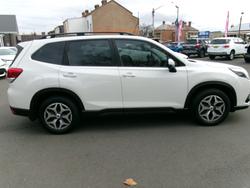 2022 SUBARU FORESTER 2.5i (AWD)