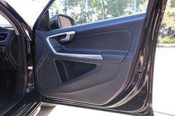 2015 Volvo V60 T5 Kinetic