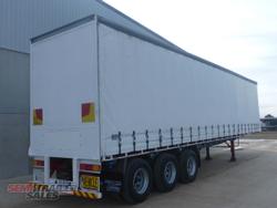 2009 Maxitrans 22 Pallet Curtainsider Road Train Lead