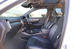 2020 Volvo XC40 T5 R-Design