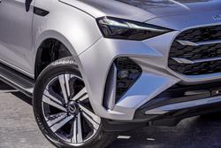 2026 Isuzu MU-X LS-T