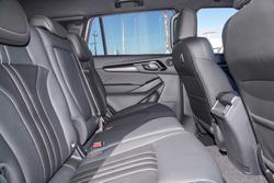 2026 Isuzu MU-X LS-T