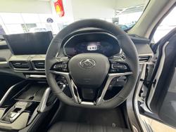 2025 LDV D90 Executive