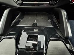 2025 LDV D90 Executive