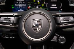 2025 Porsche Macan Turbo
