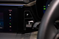 2025 Porsche Macan Turbo