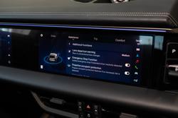 2025 Porsche Macan Turbo