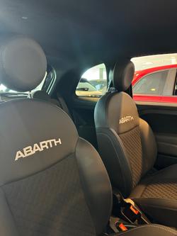 2024 Abarth 695 75 Anniversario