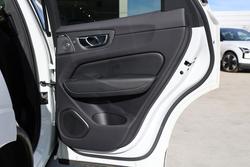 2021 Volvo XC60 T6 R-Design