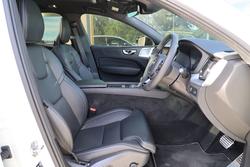 2021 Volvo XC60 T6 R-Design