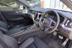 2021 Volvo XC60 T6 R-Design