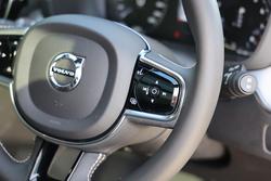 2021 Volvo XC60 T6 R-Design