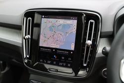 2025 Volvo XC40 Plus B4