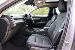 2025 Volvo XC40 Plus B4