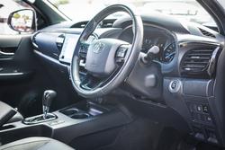 2021 Toyota HILUX Rogue