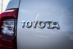 2021 Toyota HILUX Rogue