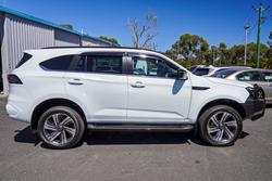 2025 Isuzu MU-X LS-T