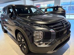2025 MITSUBISHI Outlander LS