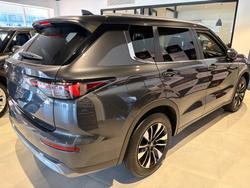 2025 MITSUBISHI Outlander LS