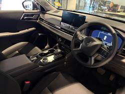 2025 MITSUBISHI Outlander LS