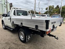2023 MITSUBISHI Triton GLX