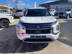 2025 MITSUBISHI
Outlander ASPIRE