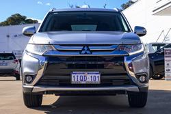 2016 Mitsubishi
Outlander LS