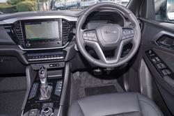 2026 Isuzu MU-X X-TERRAIN