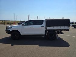 2021 Toyota Hilux 4x4 2.8L DSL D/C/C 6AT SR Glacier White