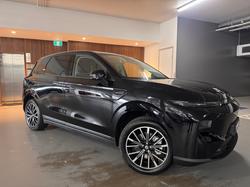 2025 Leapmotor B10 Design LR