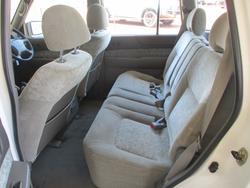 2000 Nissan Patrol ST GU II White