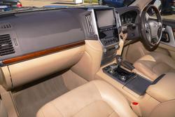 2017 Toyota
Landcruiser Sahara