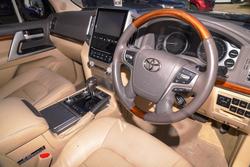 2017 Toyota
Landcruiser Sahara