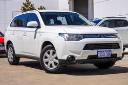 2013 Mitsubishi Outlander ES