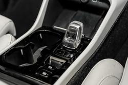 2023 VOLVO XC40 ULTIMATE B5 DARK MHEV