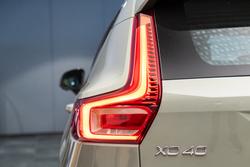 2023 VOLVO XC40 ULTIMATE B5 DARK MHEV