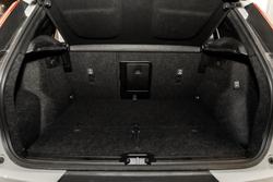 2023 VOLVO XC40 ULTIMATE B5 DARK MHEV