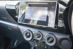 2015 Toyota HILUX Workmate