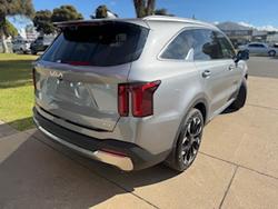 2025 Kia
                Sorento Sport+