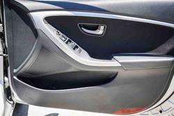 2015 HYUNDAI i30 PREMIUM 1.8 L.E.