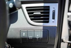 2015 HYUNDAI i30 PREMIUM 1.8 L.E.